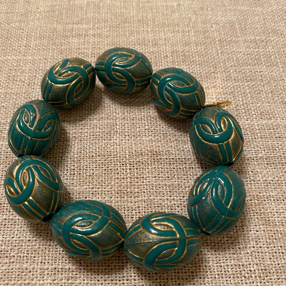JOJO Gold Tone Green Bead Stretch Bracelet Chunky Statement